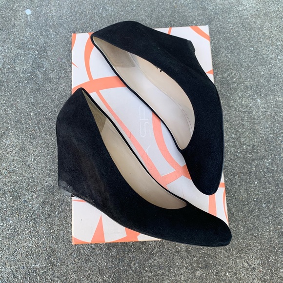 Via Spiga black suede wedges - Picture 3 of 4